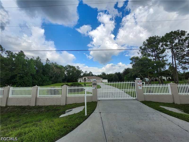 3 bedroom SingleFamilyResidence at 2730 2nd St NE, Golden Gate Estates, Naples — photo 1