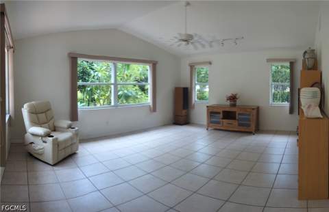 2730 2nd St NE, Naples FL - photo 10 of 18