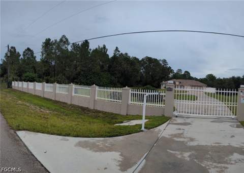 2730 2nd St NE, Naples FL - photo 6 of 18