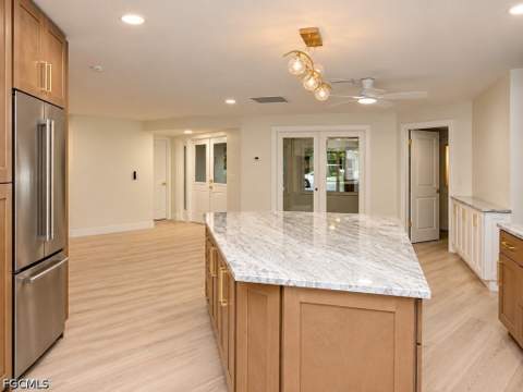 5687 Eichen Cir E, Fort Myers FL - photo 20 of 34