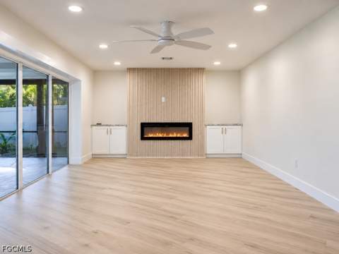 5687 Eichen Cir E, Fort Myers FL - photo 24 of 34
