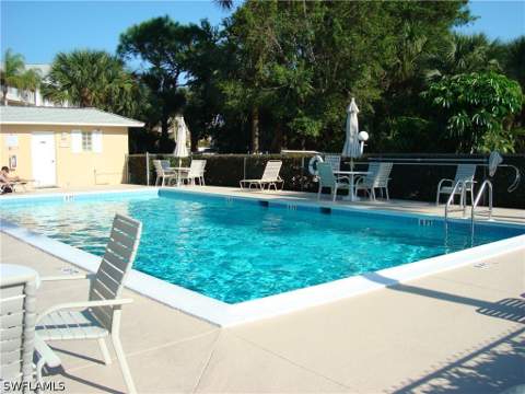 3051 Sandpiper Bay Cir I101, Naples FL - photo 24 of 30