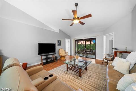 13264 Tall Pine Cir, Fort Myers FL - photo 7 of 40
