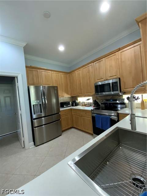 2565 Deerfield Lake Ct, Cape Coral FL - photo 11 of 49