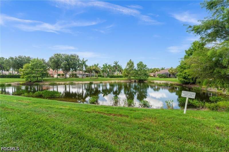 3 bedroom Attached at 14105 Winchester Ct 504, Reflection Lakes Of Naples, Naples — photo 2