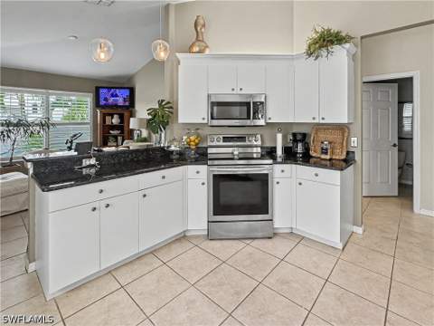5932 Sand Wedge Ln 1708, Naples FL - photo 11 of 36