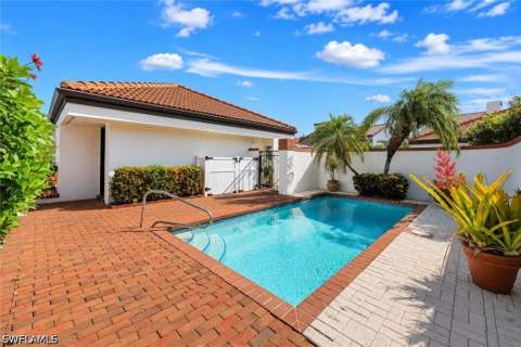 529 Bay Villas Ln, Naples FL - photo 19 of 25