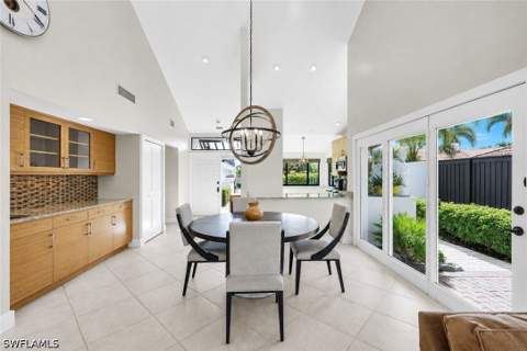 529 Bay Villas Ln, Naples FL - photo 6 of 25