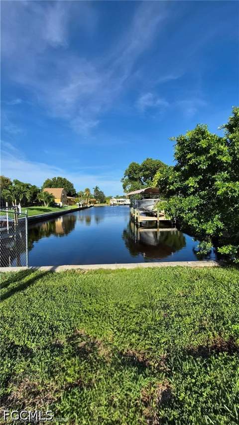 5201 Glade Ct NE, Cape Coral FL - photo 6 of 11