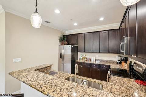 9064 Capistrano St N 5004, Naples FL - photo 11 of 26