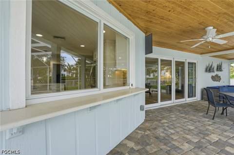 1590 Sandpiper St, Naples FL - photo 21 of 30