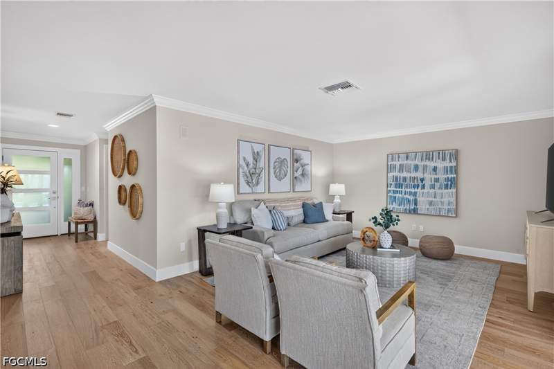 3 bedroom SingleFamilyResidence at 1590 Sandpiper St, Royal Harbor, Naples — photo 4