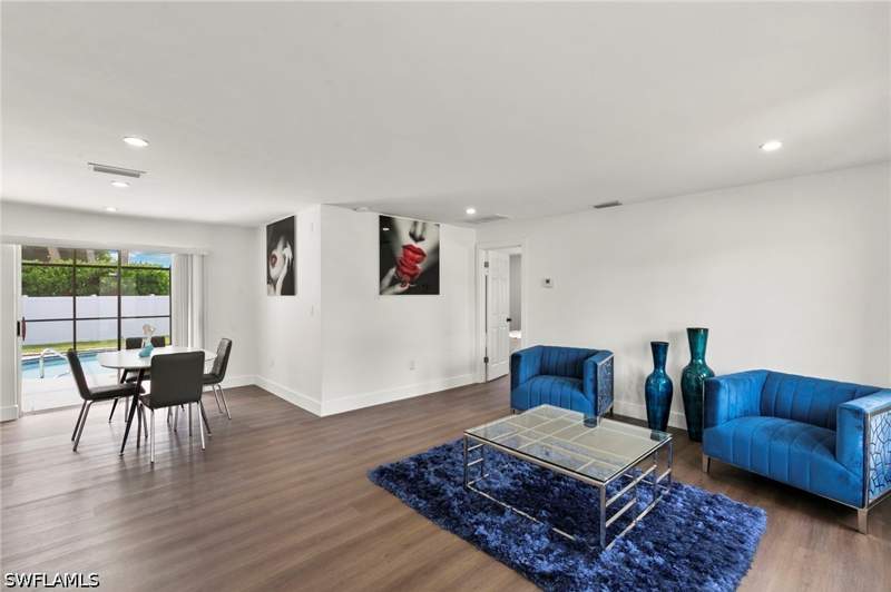 2 bedroom SingleFamilyResidence at 351 Columbus Way, Marco Island, Marco Island — photo 3