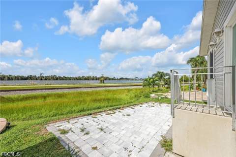 17142/17145 Casselberry Ln, Fort Myers FL - photo 12 of 26