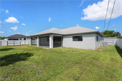 518 SE Van Loon Ter, Cape Coral FL - photo 14 of 24