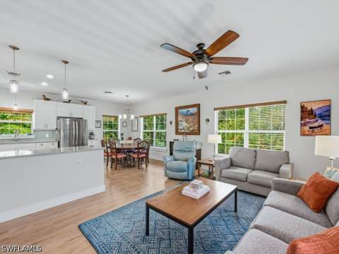 2023 Mills Ln, Naples FL - photo 13 of 35