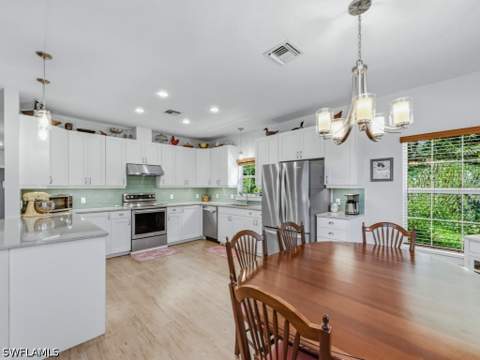 2023 Mills Ln, Naples FL - photo 17 of 35