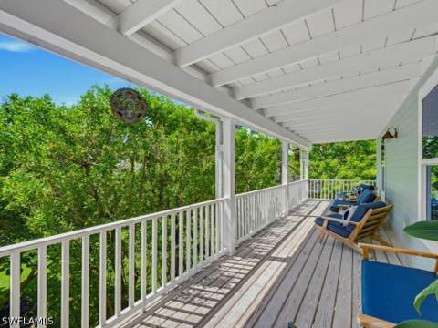 2023 Mills Ln, Naples FL - photo 8 of 35