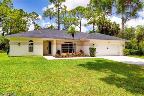 171 5th St SW, Naples FL - photo 8 of 34