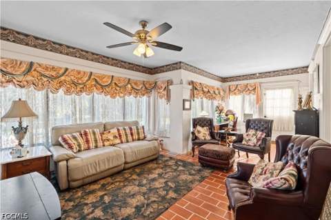 3235 Avocado Dr, Fort Myers FL - photo 22 of 50