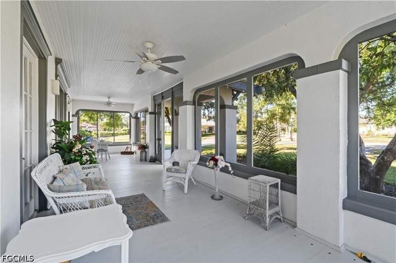 5 bedroom SingleFamilyResidence at 3235 Avocado Dr, Riverside, Fort Myers — photo 4