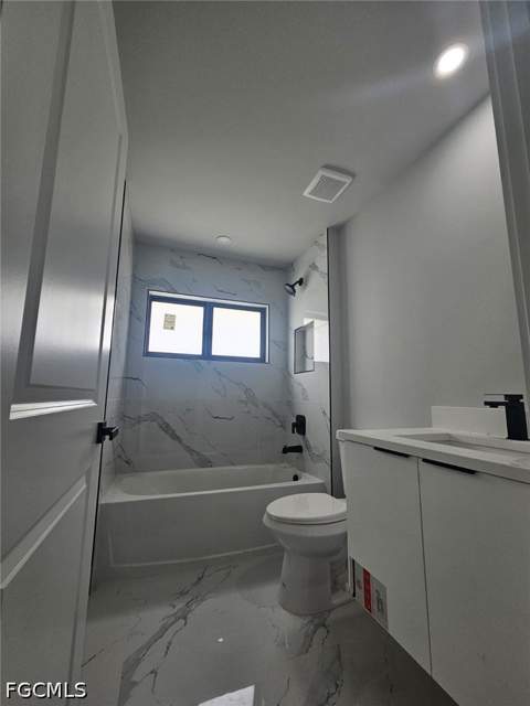 1102 Poinsettia Ave, Lehigh Acres FL - photo 14 of 23