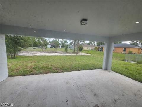 1102 Poinsettia Ave, Lehigh Acres FL - photo 23 of 23