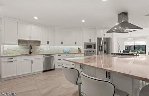 2307 Queens Way, Naples FL - photo 15 of 44