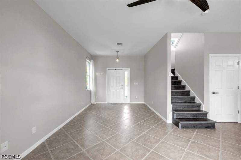 3 bedroom SingleFamilyResidence at 17404 Delaware Rd, San Carlos Park, Fort Myers — photo 3