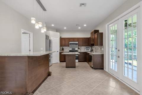 17404 Delaware Rd, Fort Myers FL - photo 7 of 39