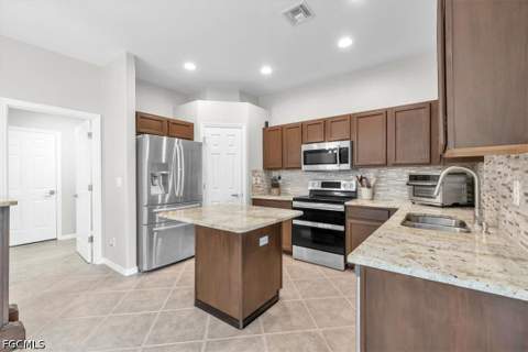 17404 Delaware Rd, Fort Myers FL - photo 8 of 39