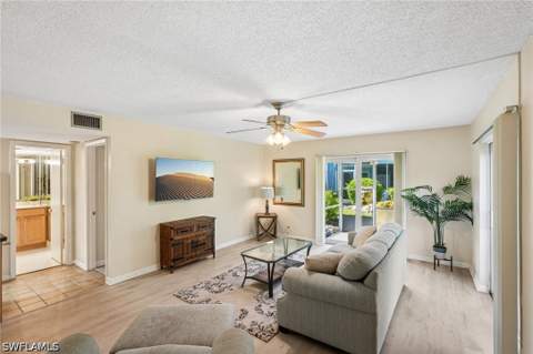 248 Palm Dr 5, Naples FL - photo 14 of 48