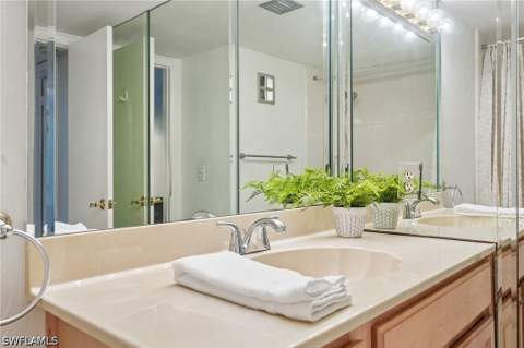 248 Palm Dr 5, Naples FL - photo 22 of 48