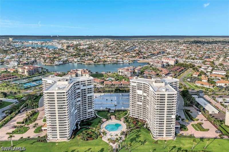 2 bedroom Condominium at 320 Seaview Ct 307, South Seas, Marco Island — photo 1