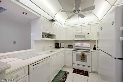 320 Seaview Ct 307, Marco Island FL - photo 10 of 21