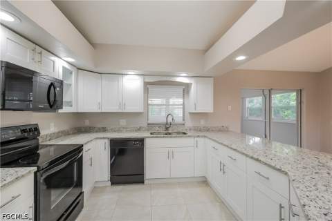 180 Thornton Ave S, Lehigh Acres FL - photo 6 of 15