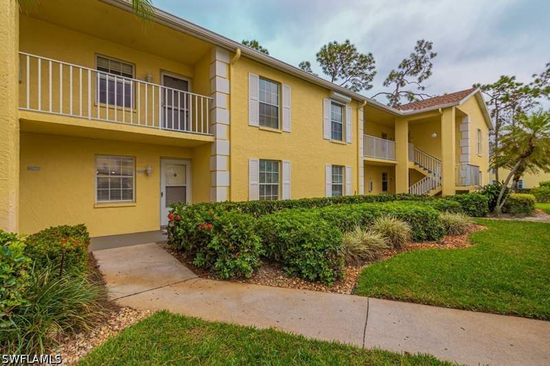 2 bedroom Condominium at 2562 Kings Lake Blvd 102, Greenwood Village At Kings Lake, Naples — photo 3