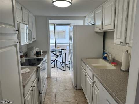 4803 Sunset Ct 606, Cape Coral FL - photo 6 of 22