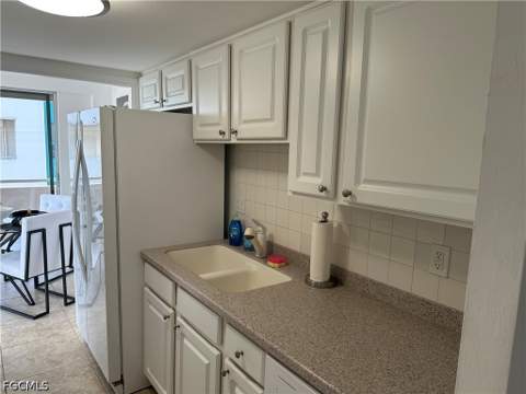 4803 Sunset Ct 606, Cape Coral FL - photo 8 of 22