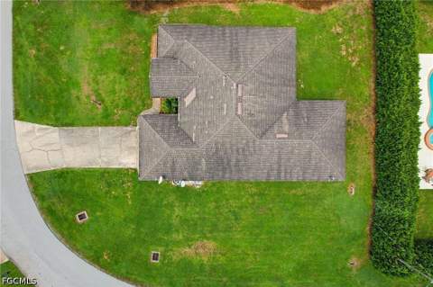 691 Manhattan St E, Lehigh Acres FL - photo 9 of 42
