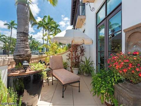 780 5th Ave S 203, Naples FL - photo 18 of 25