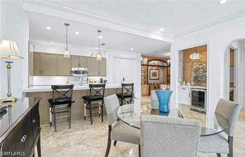 780 5th Ave S 203, Naples FL - photo 7 of 25