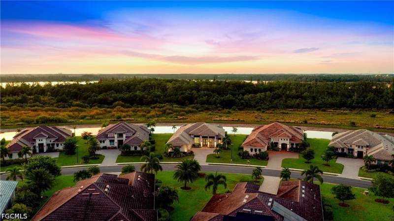 4 bedroom SingleFamilyResidence at 19130 Wildblue Blvd, Wildblue, Fort Myers — photo 2