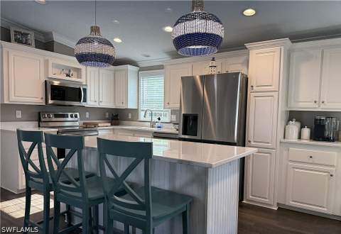 1626 Diamond Lake Cir, Naples FL - photo 18 of 26