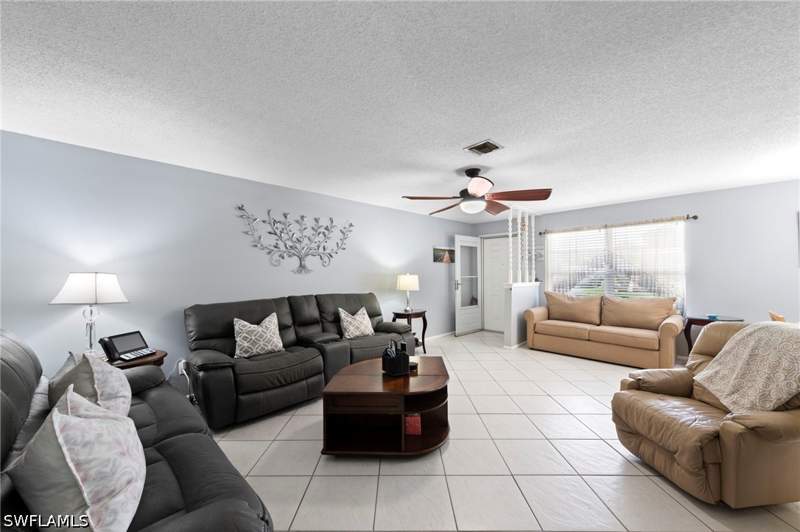 2 bedroom Condominium at 4706 SE 4th Pl 15, Palm Tree Condo, Cape Coral — photo 5