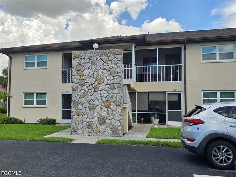 2 bedroom Condominium at 1617 SE 26th St 202, Coralee Condo, Cape Coral — photo 1