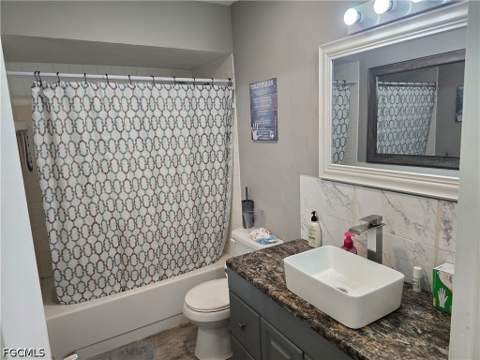 1617 SE 26th St 202, Cape Coral FL - photo 17 of 25