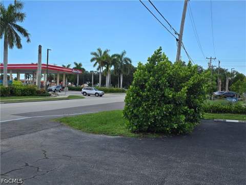 1617 SE 26th St 202, Cape Coral FL - photo 23 of 25