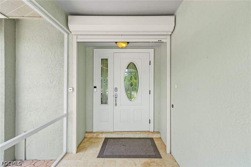 3 bedroom SingleFamilyResidence at 4220 Glasgow Ct, Lochmoor, North Fort Myers — photo 4