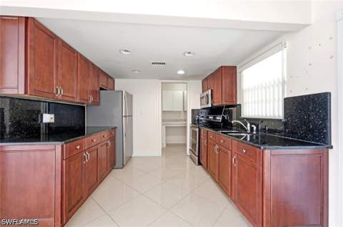 5449 Hardee St, Naples FL - photo 12 of 27